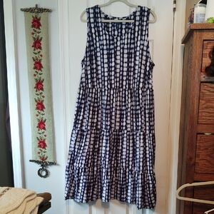 D & Co Beach, 2XP, Sleeveless Navy and White Tie-Dye Dress